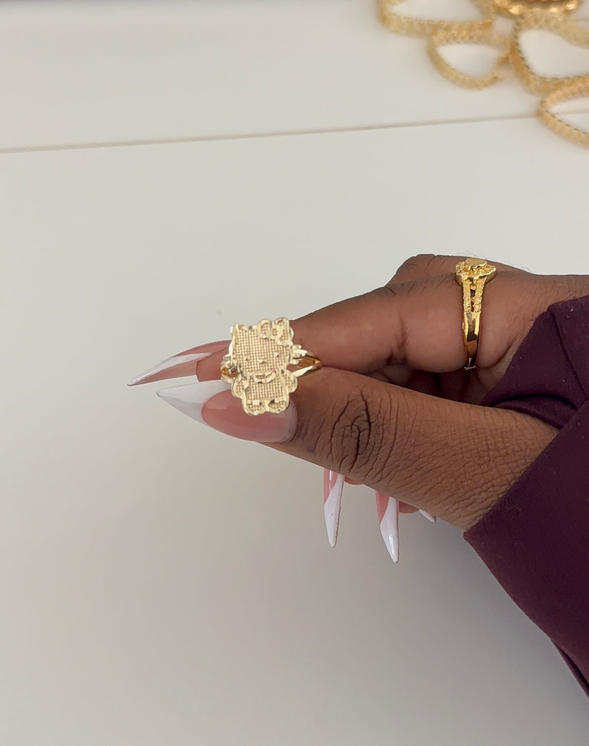 Hk  Ring